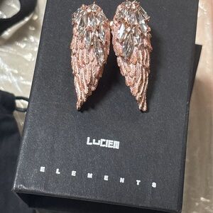 Lucien Rose Gold Wings 🪽 Crystal Ring
